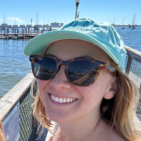 Meet your Posher, Bex - Picture 1 of 1